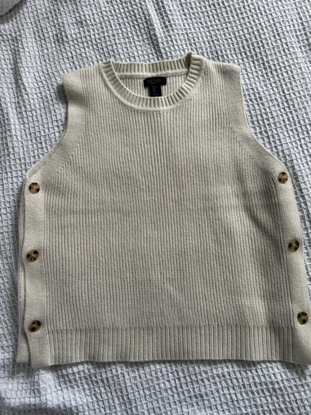 RACHEL Rachel Roy Cream Ribbed Sleeveless Sweater Vest with Side Buttons